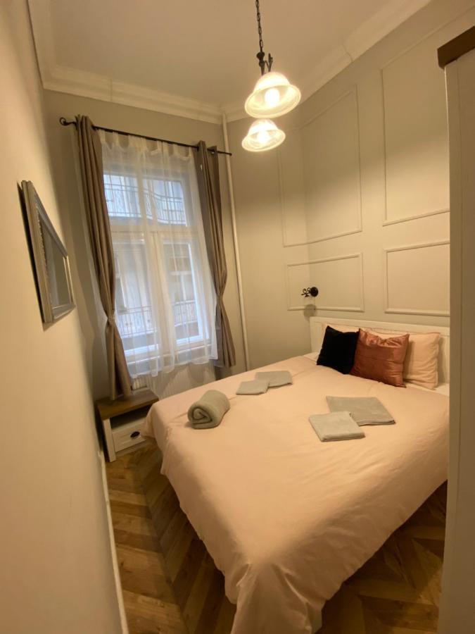 Pj Apartment Budapest Esterno foto